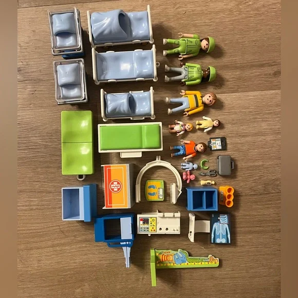 Play mobile hospital set - Picture 2 of 8